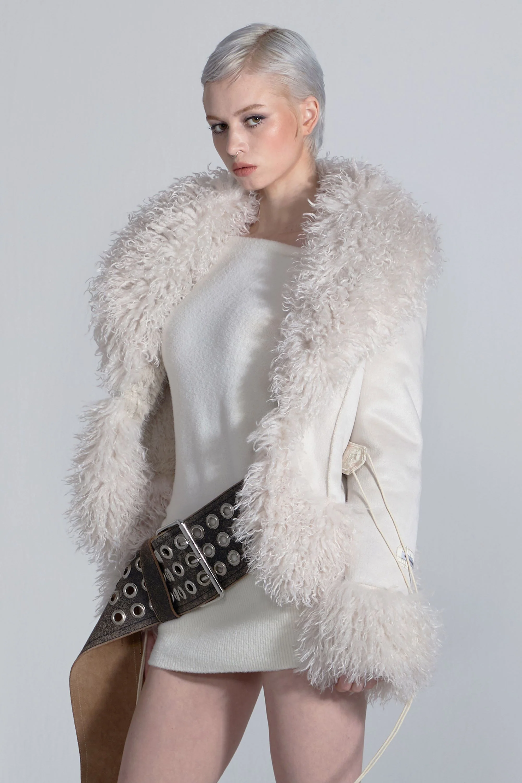 Beaded Faux Fur Robe Dirty White - Image 5