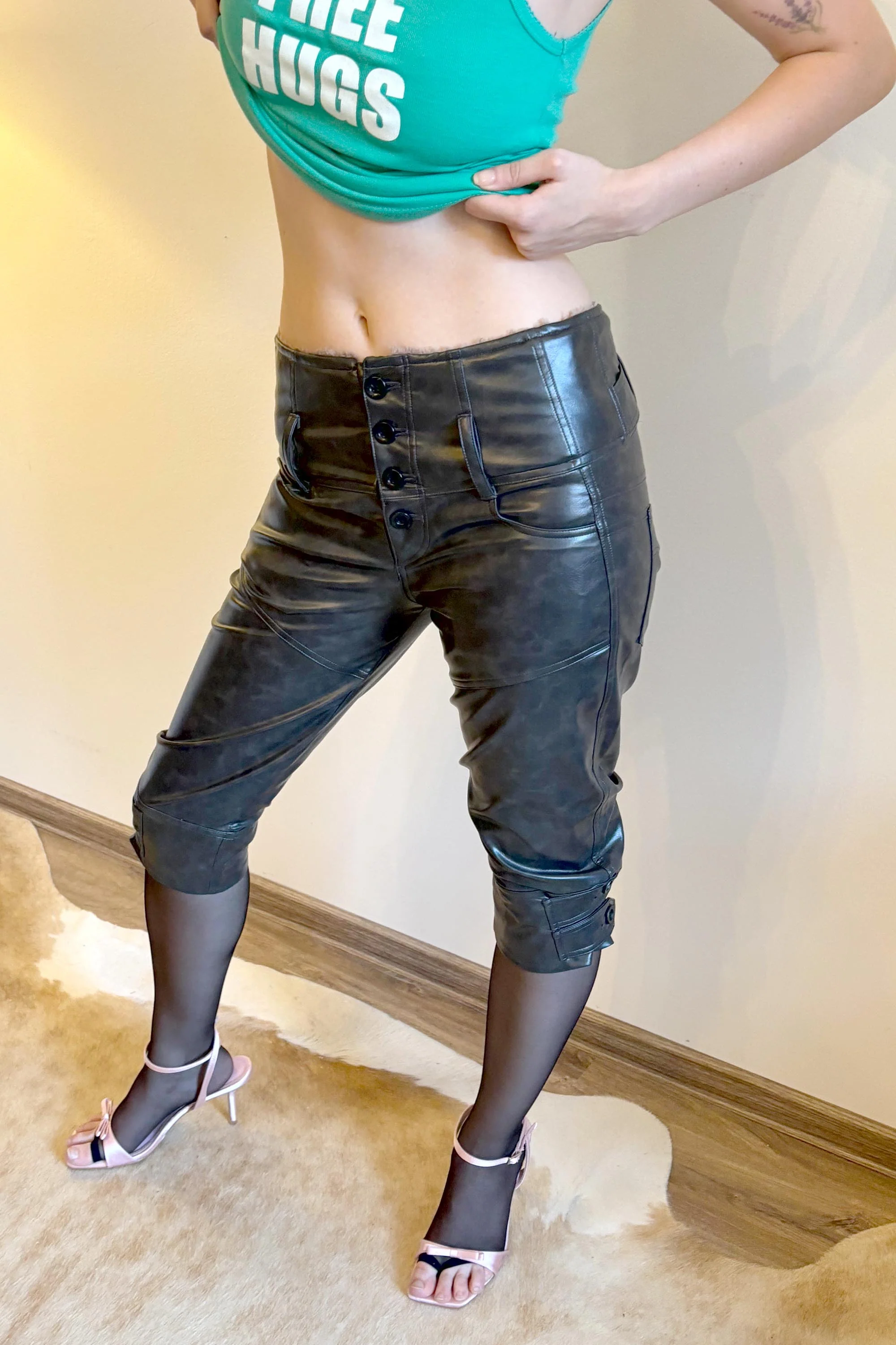 Capri Faux Leather Pants Black - Image 4