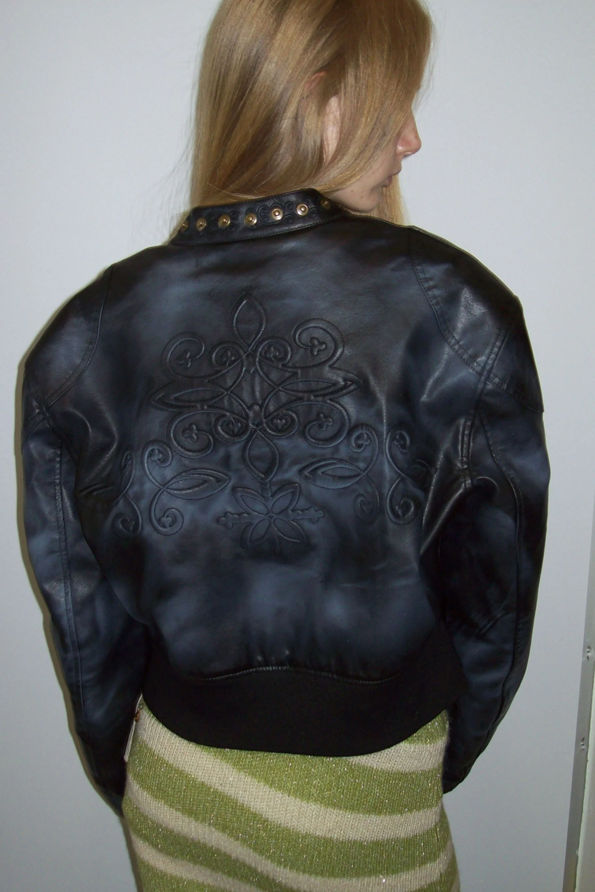 Emboss Faux Leather Bomber Black - Image 5