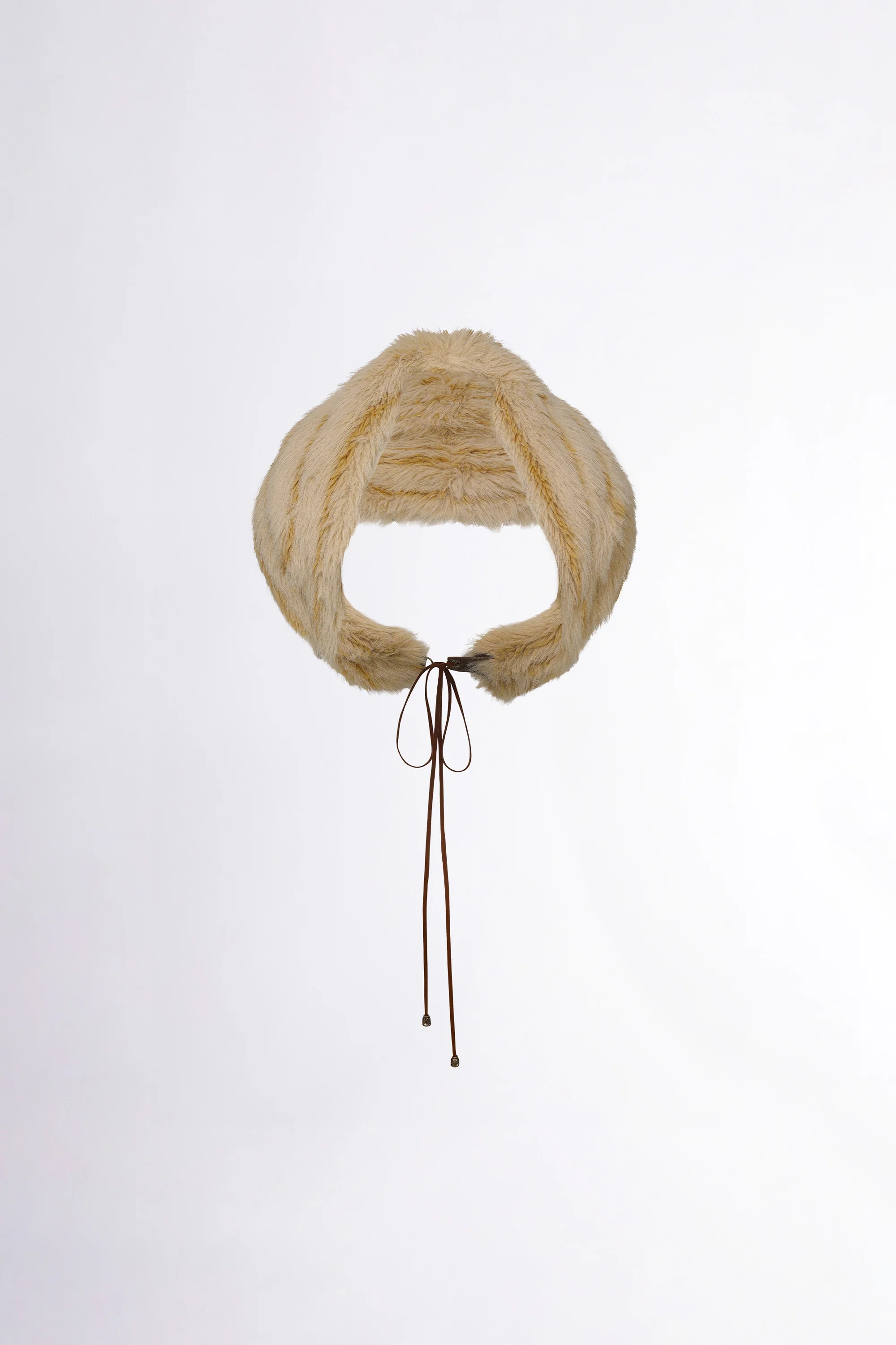 Faux Fur Shawl Butter - Image 4