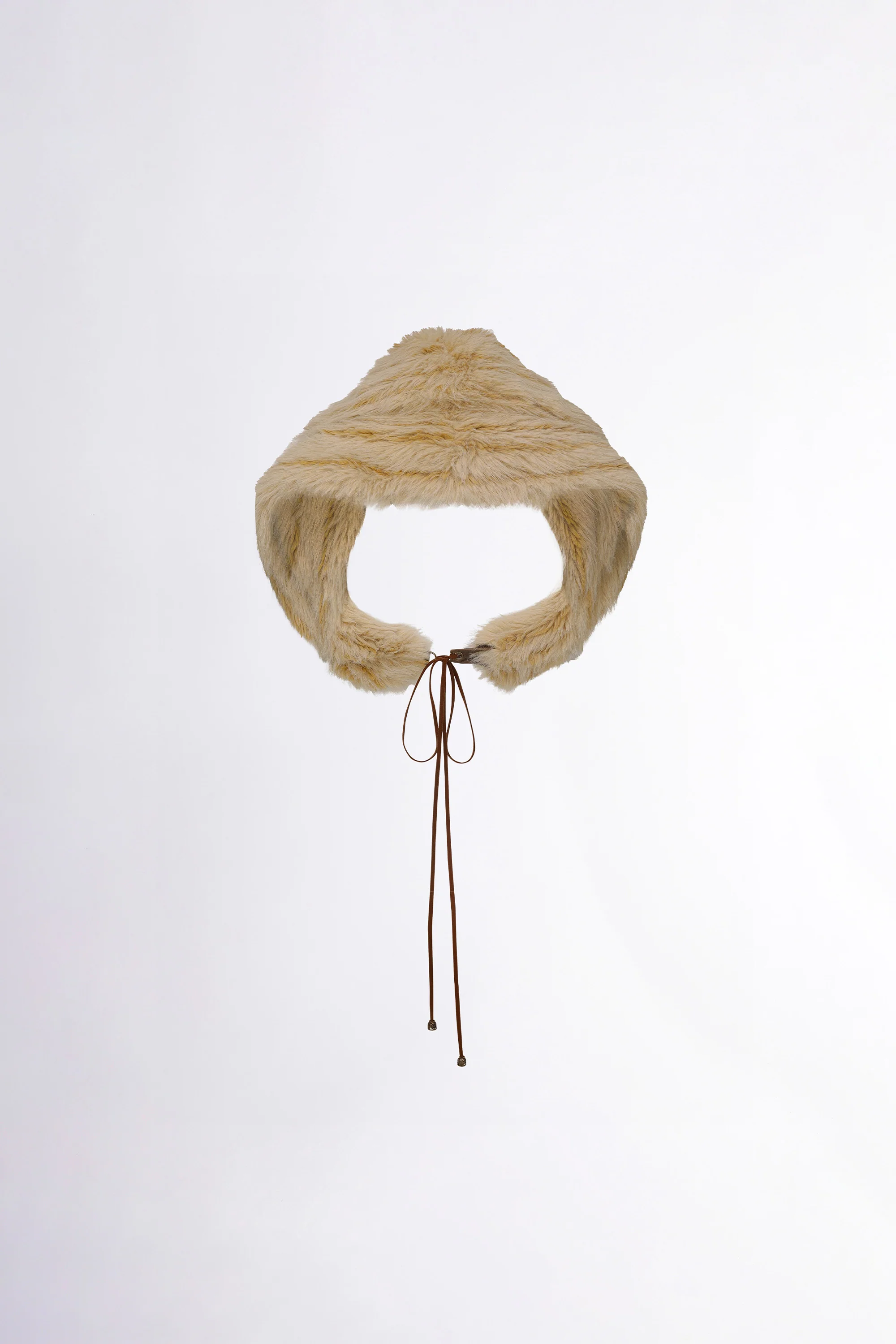 Faux Fur Shawl Butter - Image 5