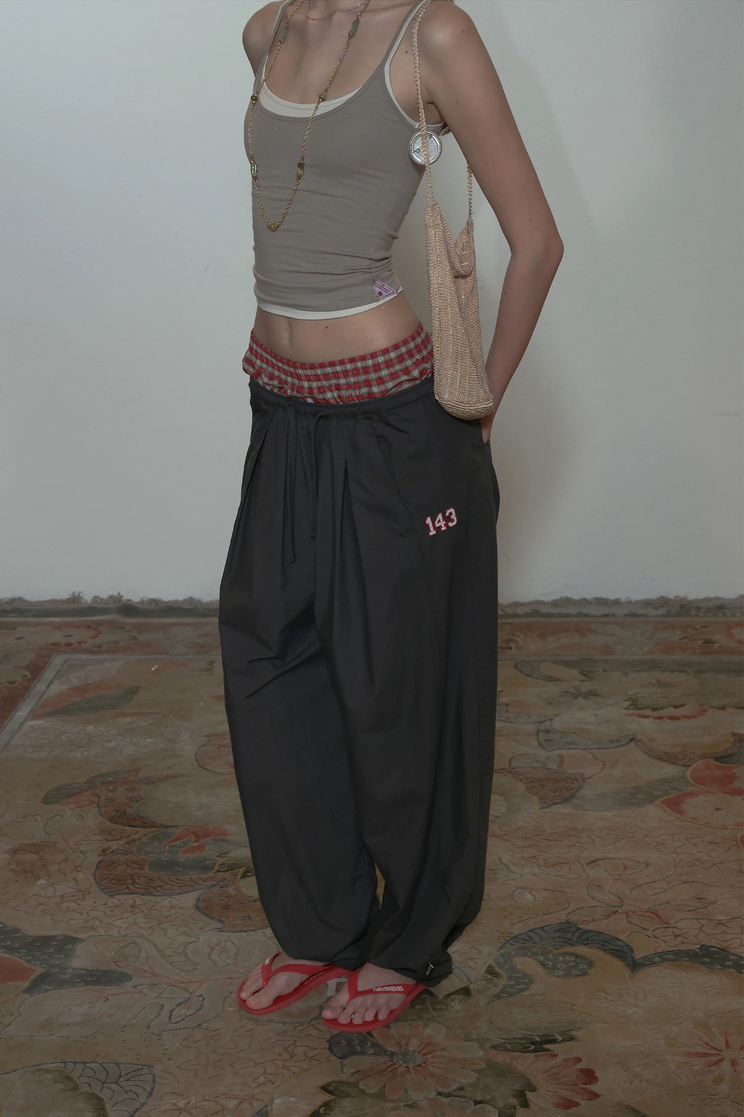 My Go To Pintuck Pants Charcoal - Image 5